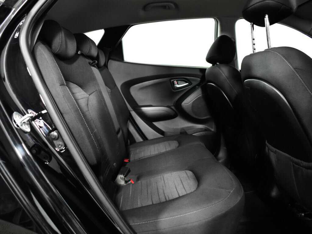Купить Hyundai ix35 с пробегом. Фото: #9