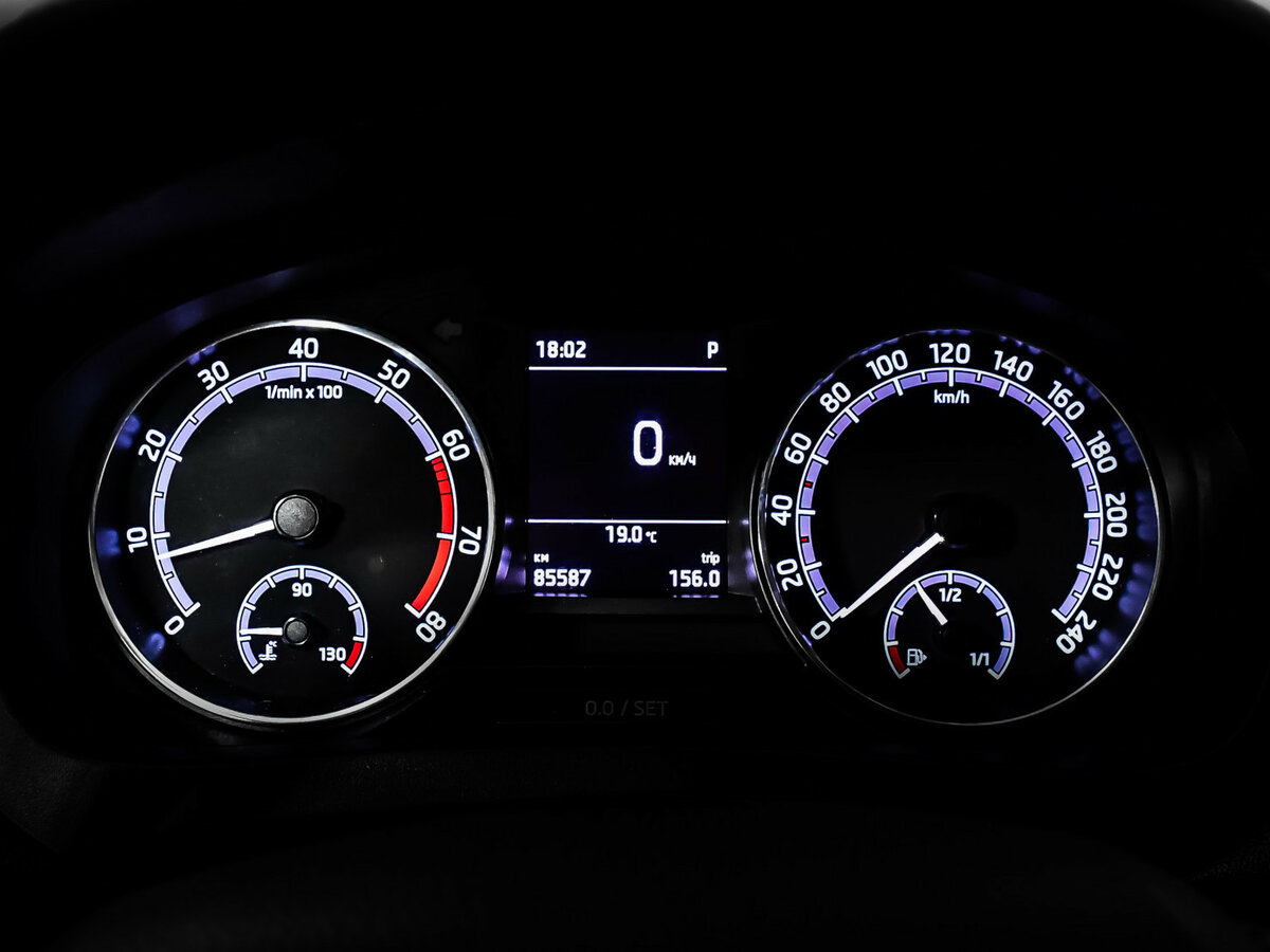 Купить Skoda Rapid с пробегом. Фото: #7