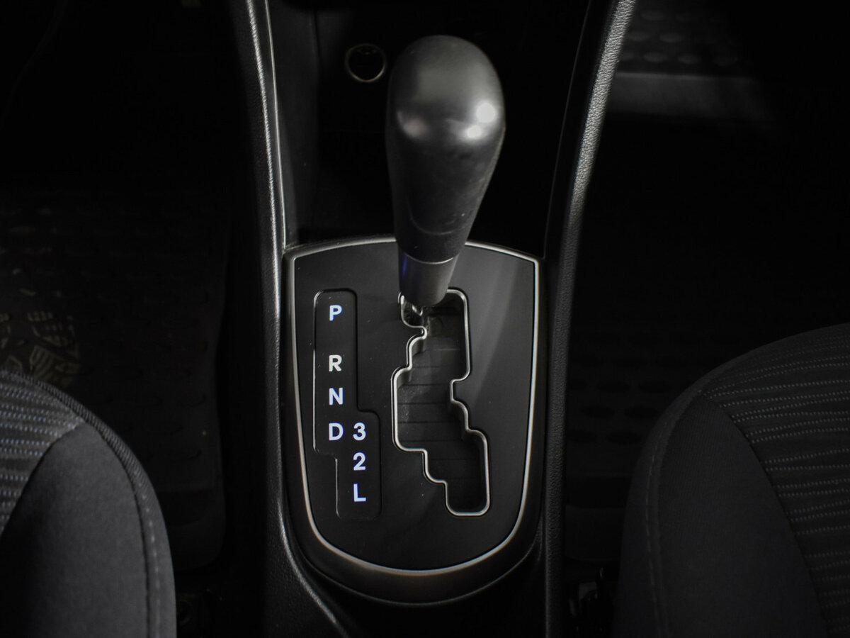 Купить Hyundai Solaris с пробегом. Фото: #14