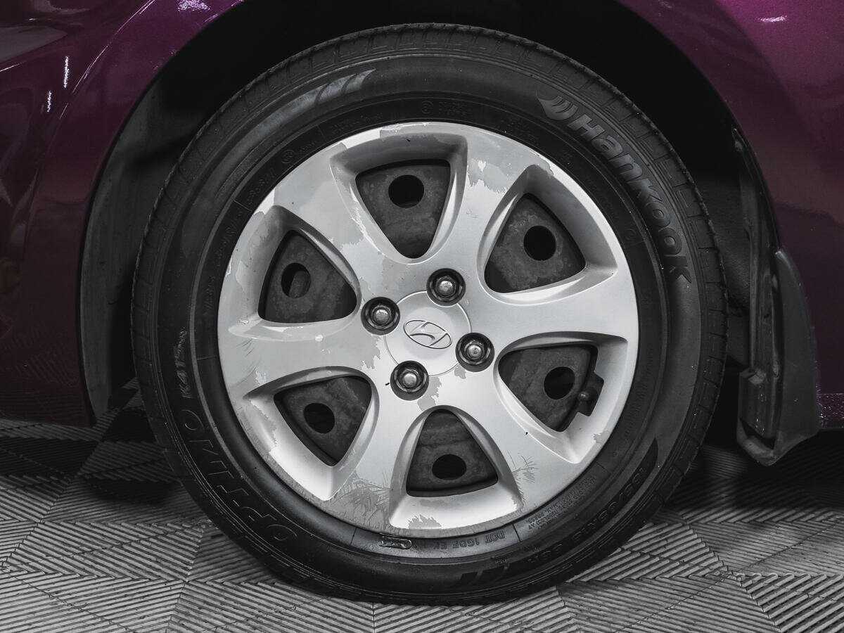 Купить Hyundai Solaris с пробегом. Фото: #15