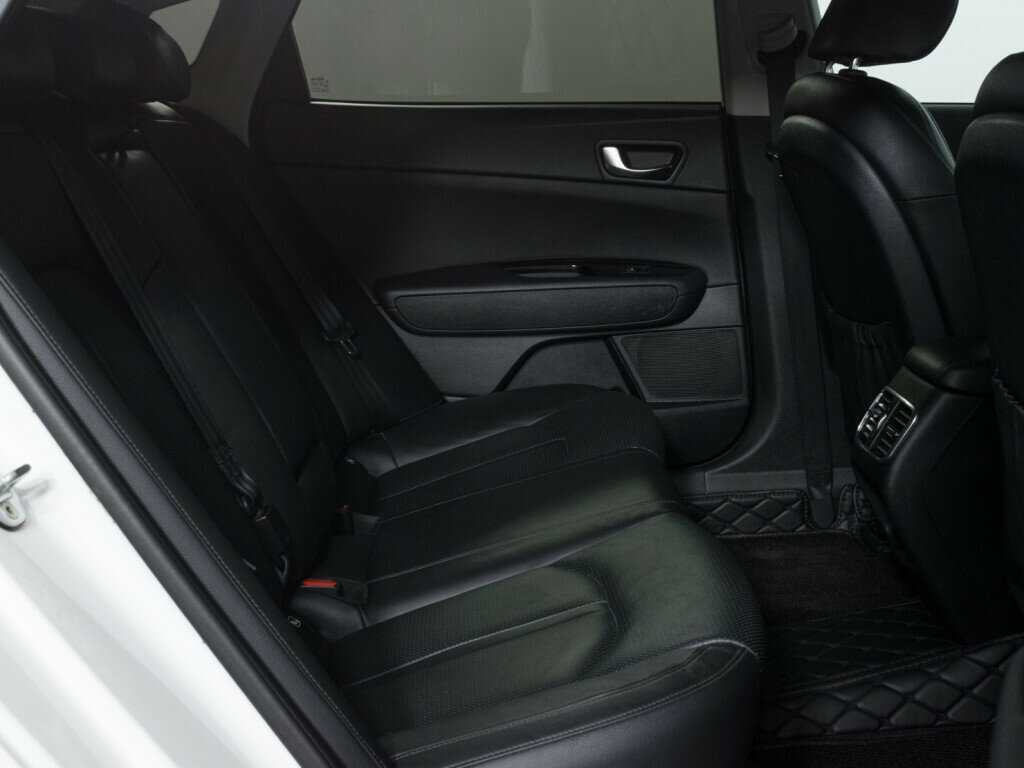 Купить Kia Optima с пробегом. Фото: #10