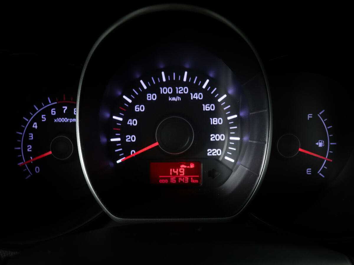 Купить Kia Rio с пробегом. Фото: #8