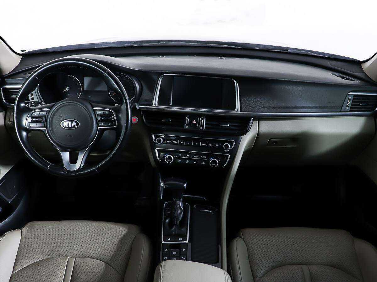 Купить Kia Optima с пробегом. Фото: #10