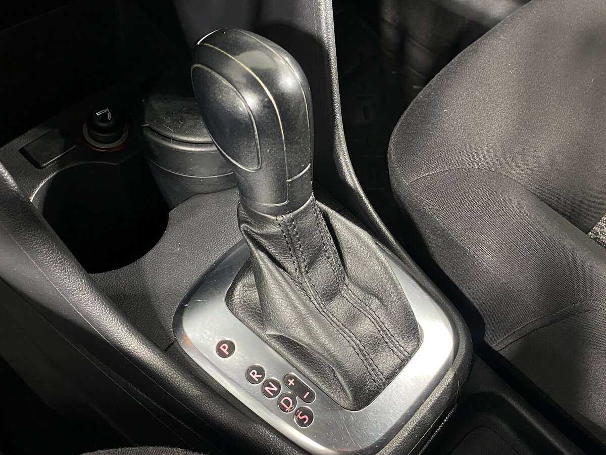 Купить Volkswagen Polo с пробегом. Фото: #13