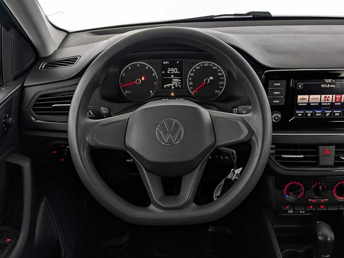 Купить Volkswagen Polo с пробегом. Фото: #19