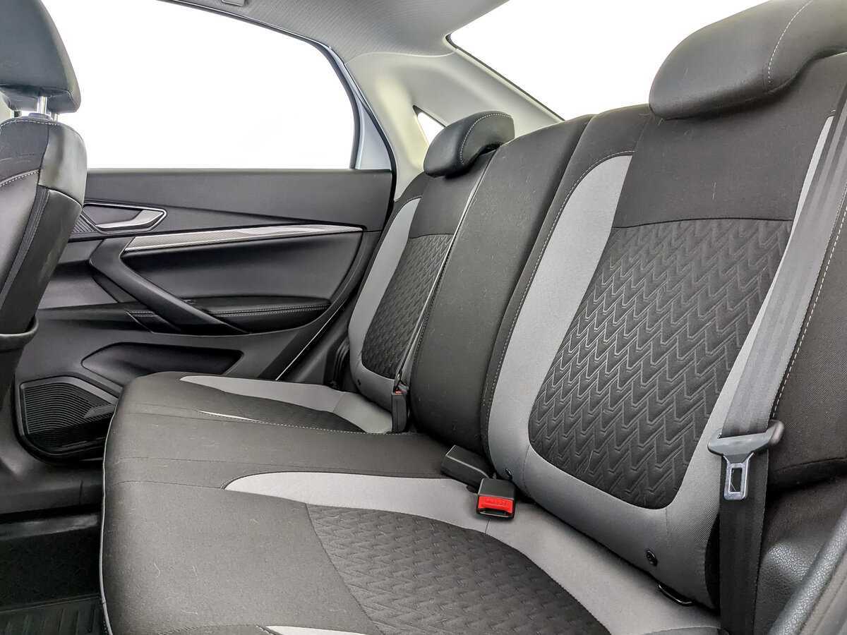 Купить Lada (ВАЗ) Vesta с пробегом. Фото: #9