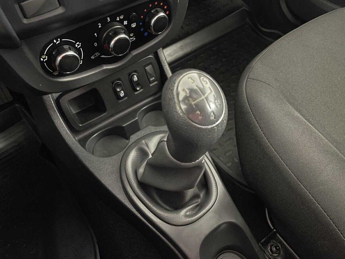 Купить Renault Duster с пробегом. Фото: #11