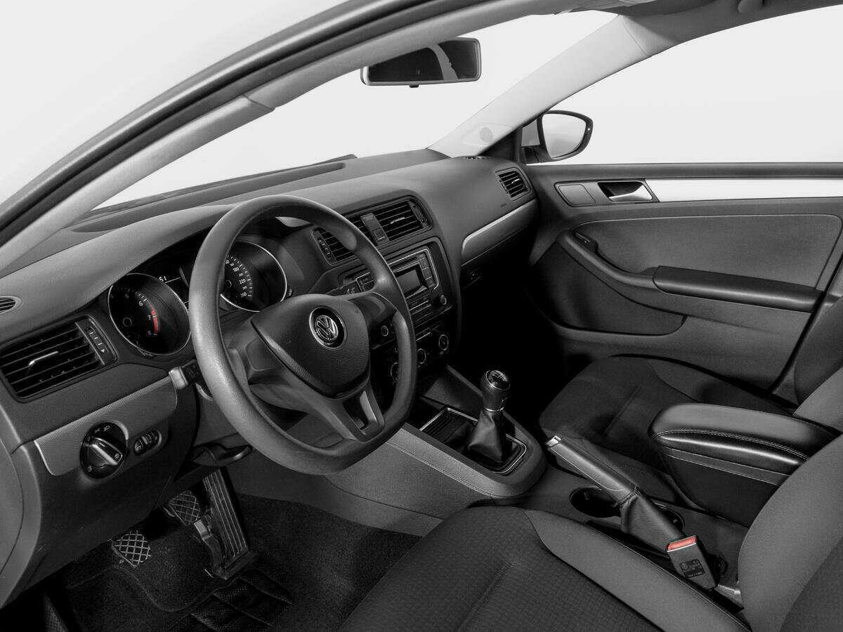 Купить Volkswagen Jetta с пробегом. Фото: #14