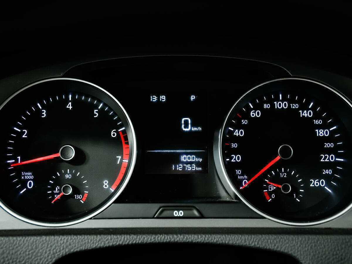 Купить Volkswagen Golf с пробегом. Фото: #9