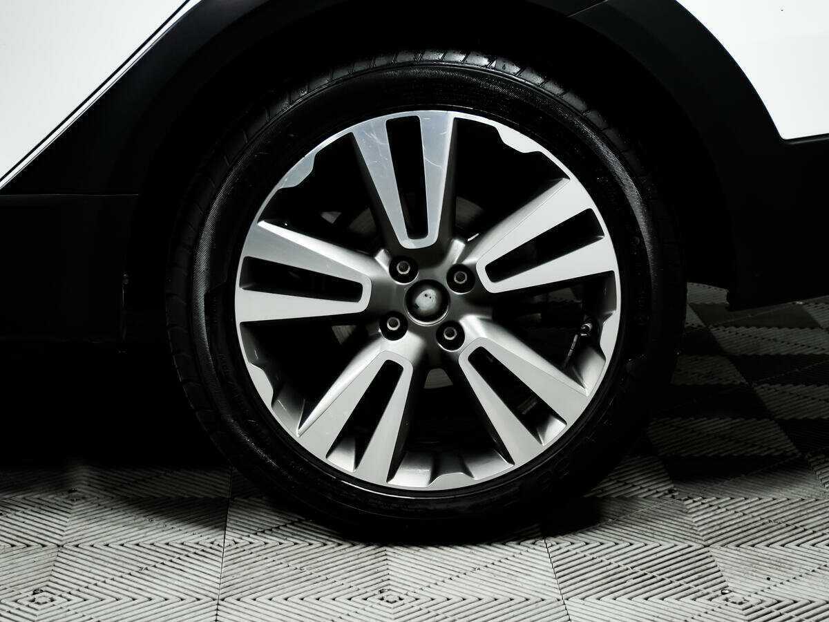 Купить Lada (ВАЗ) Vesta с пробегом. Фото: #13