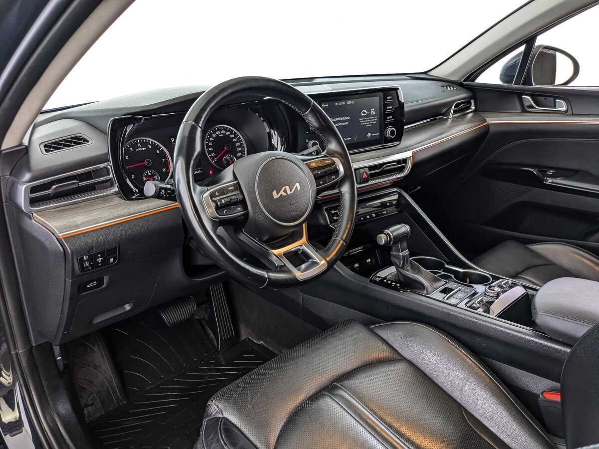 Купить Kia K5 с пробегом. Фото: #10