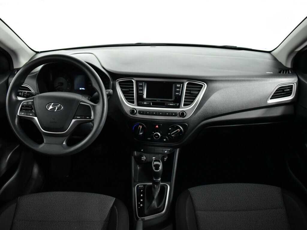 Купить Hyundai Solaris с пробегом. Фото: #11