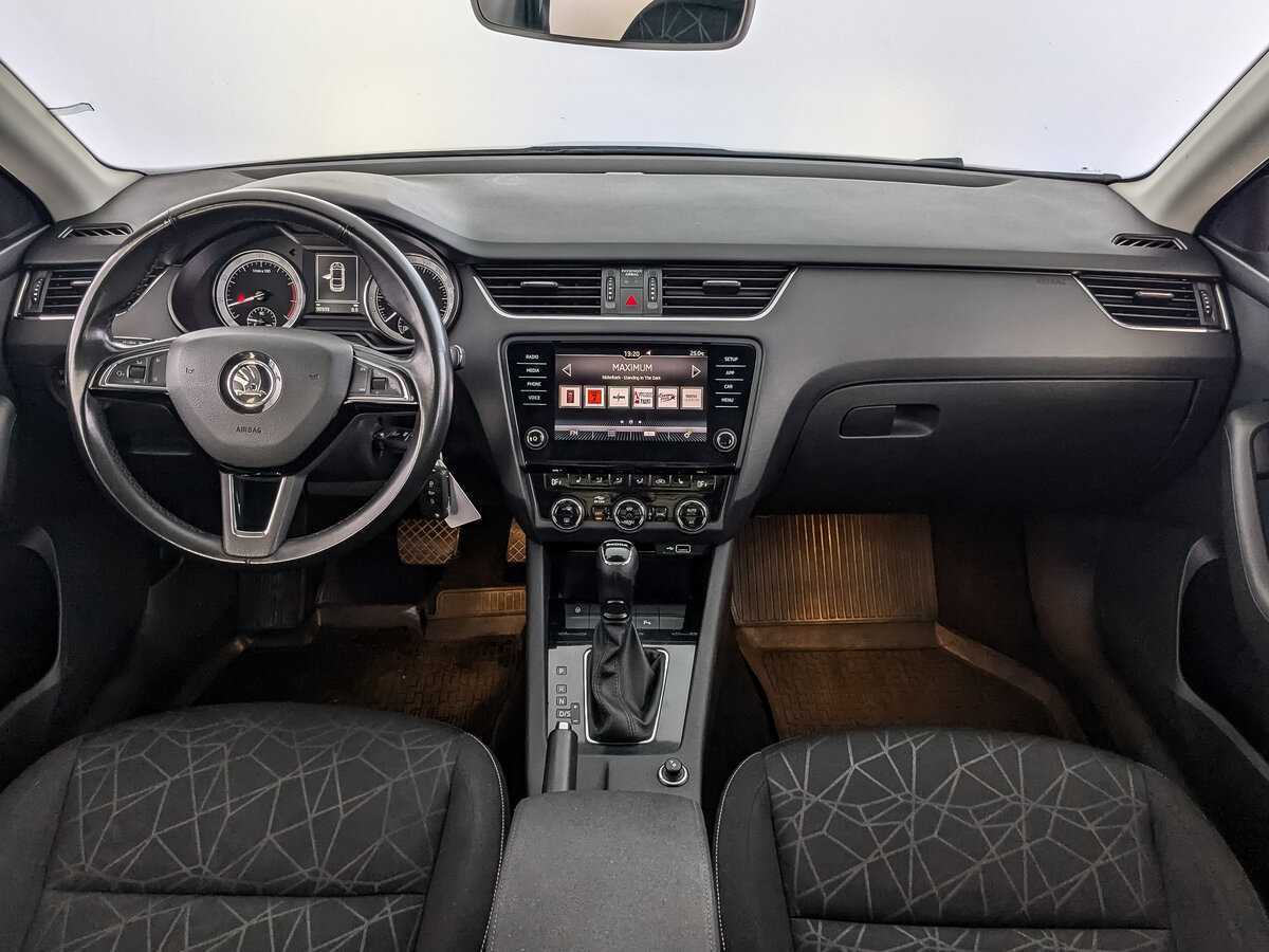 Купить Skoda Octavia с пробегом. Фото: #9