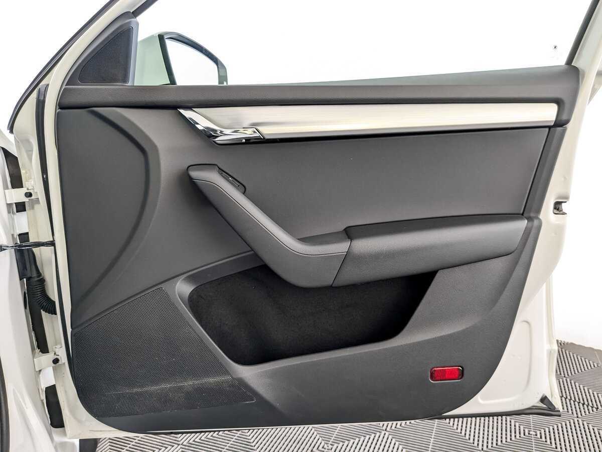 Купить Skoda Octavia с пробегом. Фото: #21