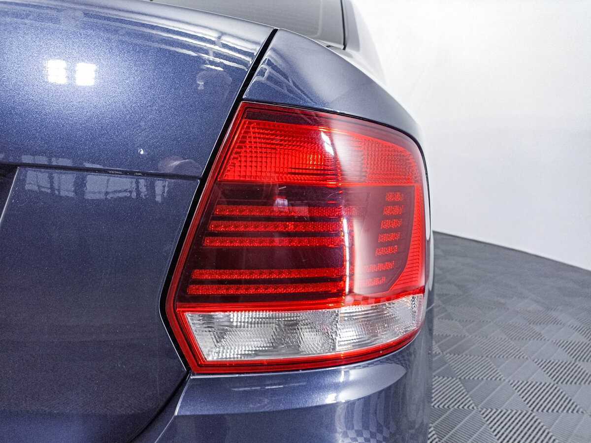 Купить Volkswagen Polo с пробегом. Фото: #8