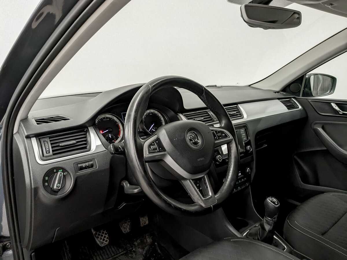 Купить Skoda Rapid с пробегом. Фото: #15