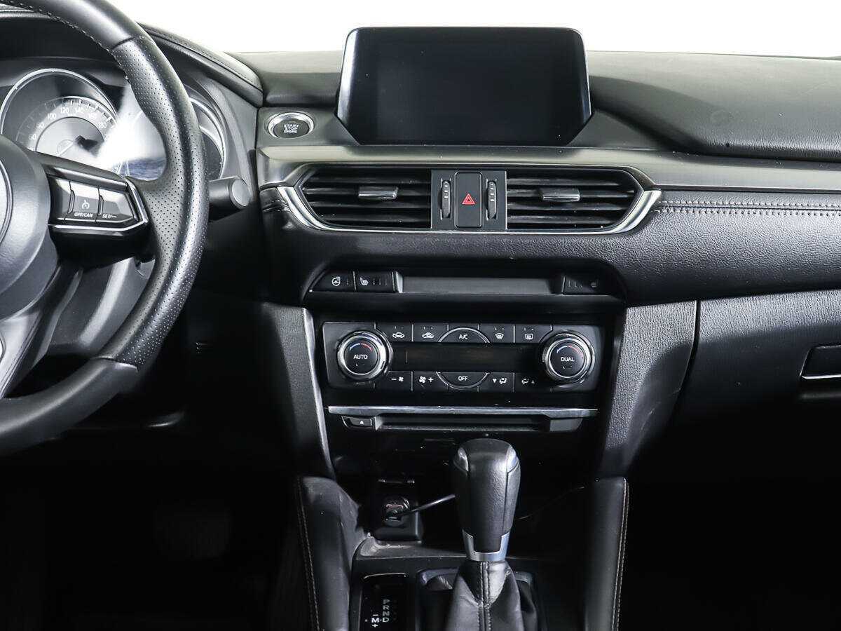 Купить Mazda 6 с пробегом. Фото: #13