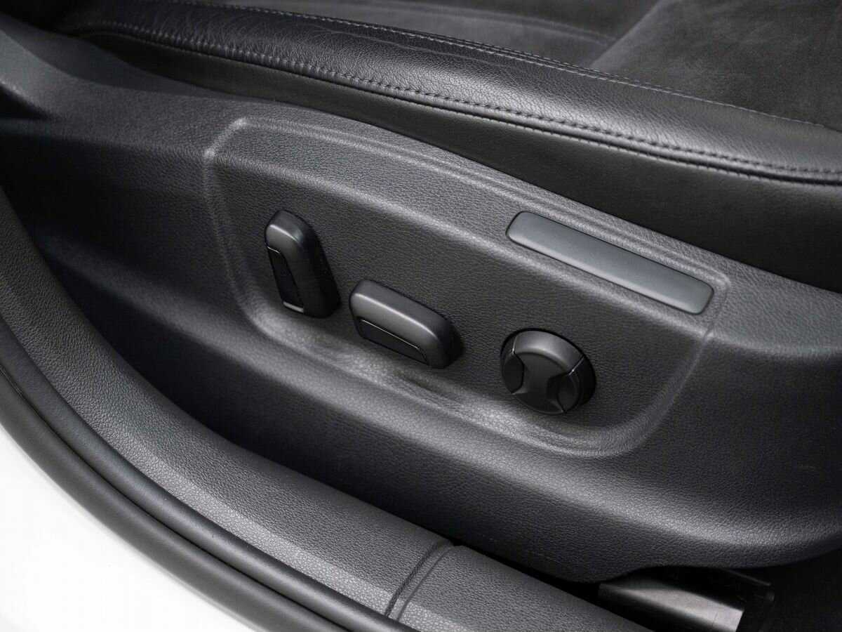 Купить Skoda Octavia с пробегом. Фото: #12