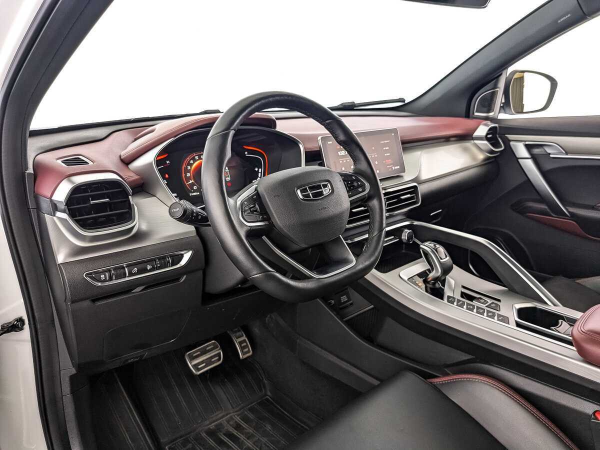 Купить Geely Coolray с пробегом. Фото: #10