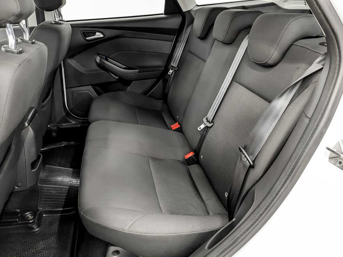 Купить Ford Focus с пробегом. Фото: #11