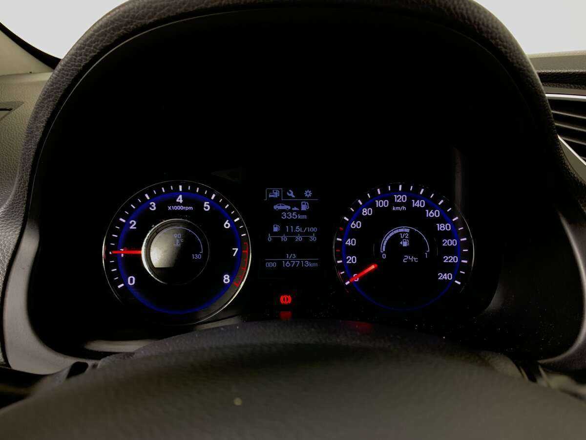 Купить Hyundai i40 с пробегом. Фото: #11