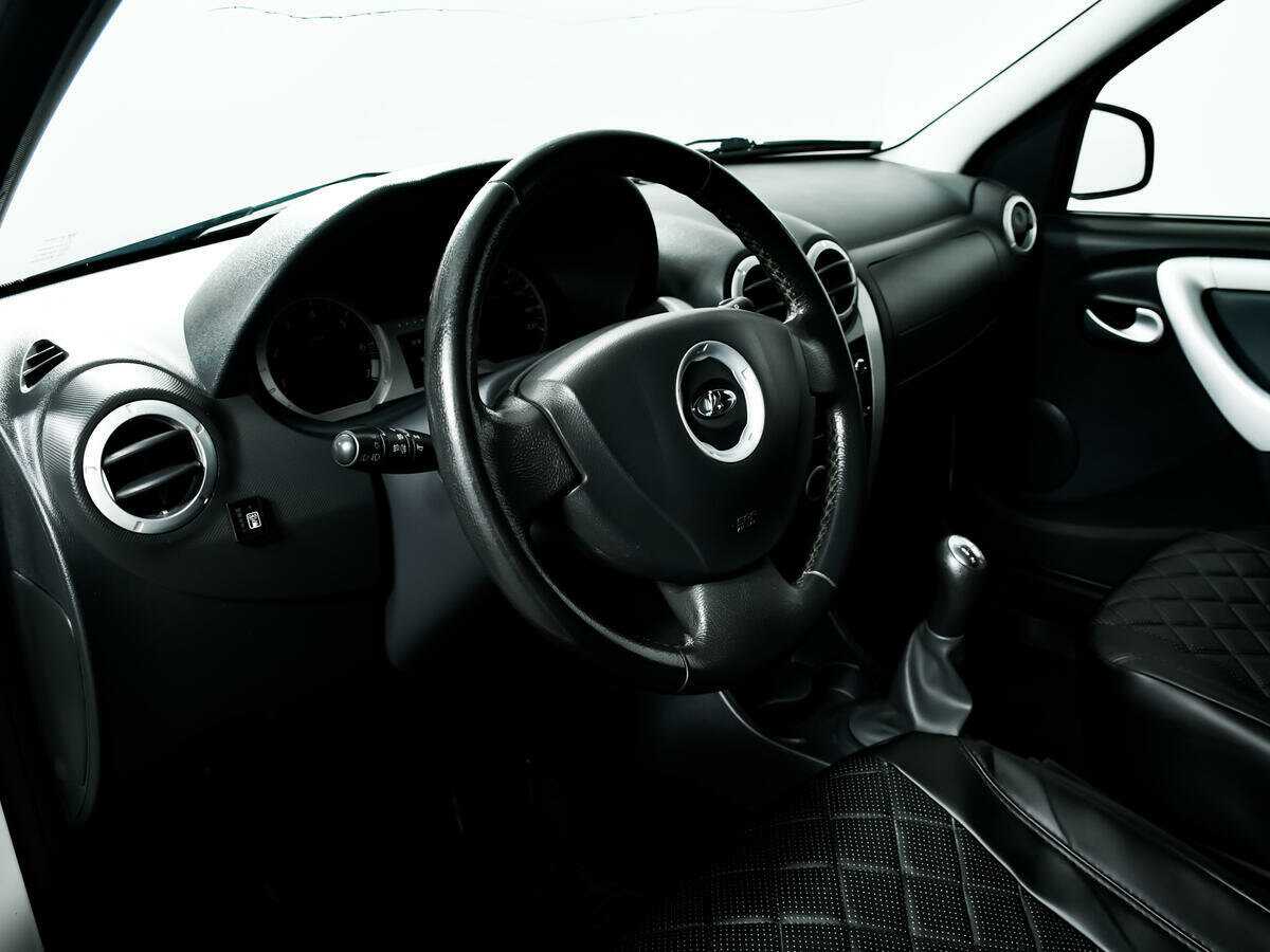 Купить Lada (ВАЗ) Largus с пробегом. Фото: #12