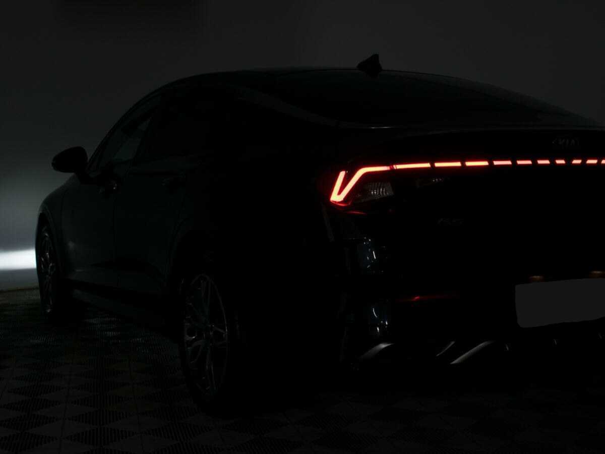 Купить Kia K5 с пробегом. Фото: #24