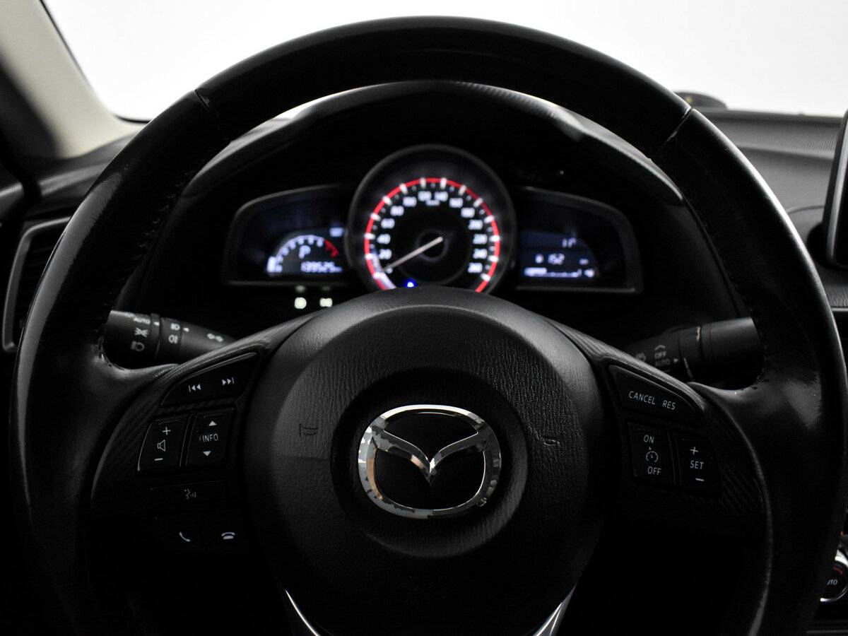 Купить Mazda 3 с пробегом. Фото: #19