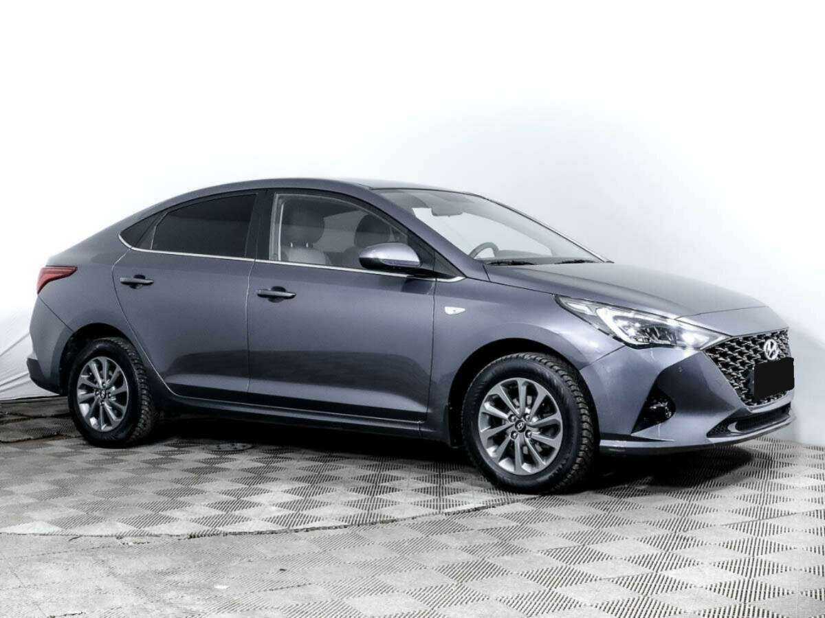 Купить Hyundai Solaris с пробегом. Фото: #2
