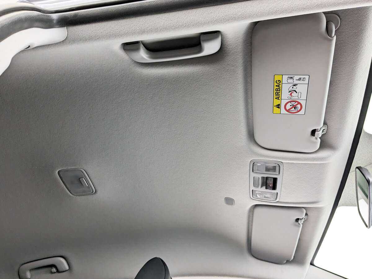 Купить Hyundai Solaris с пробегом. Фото: #17