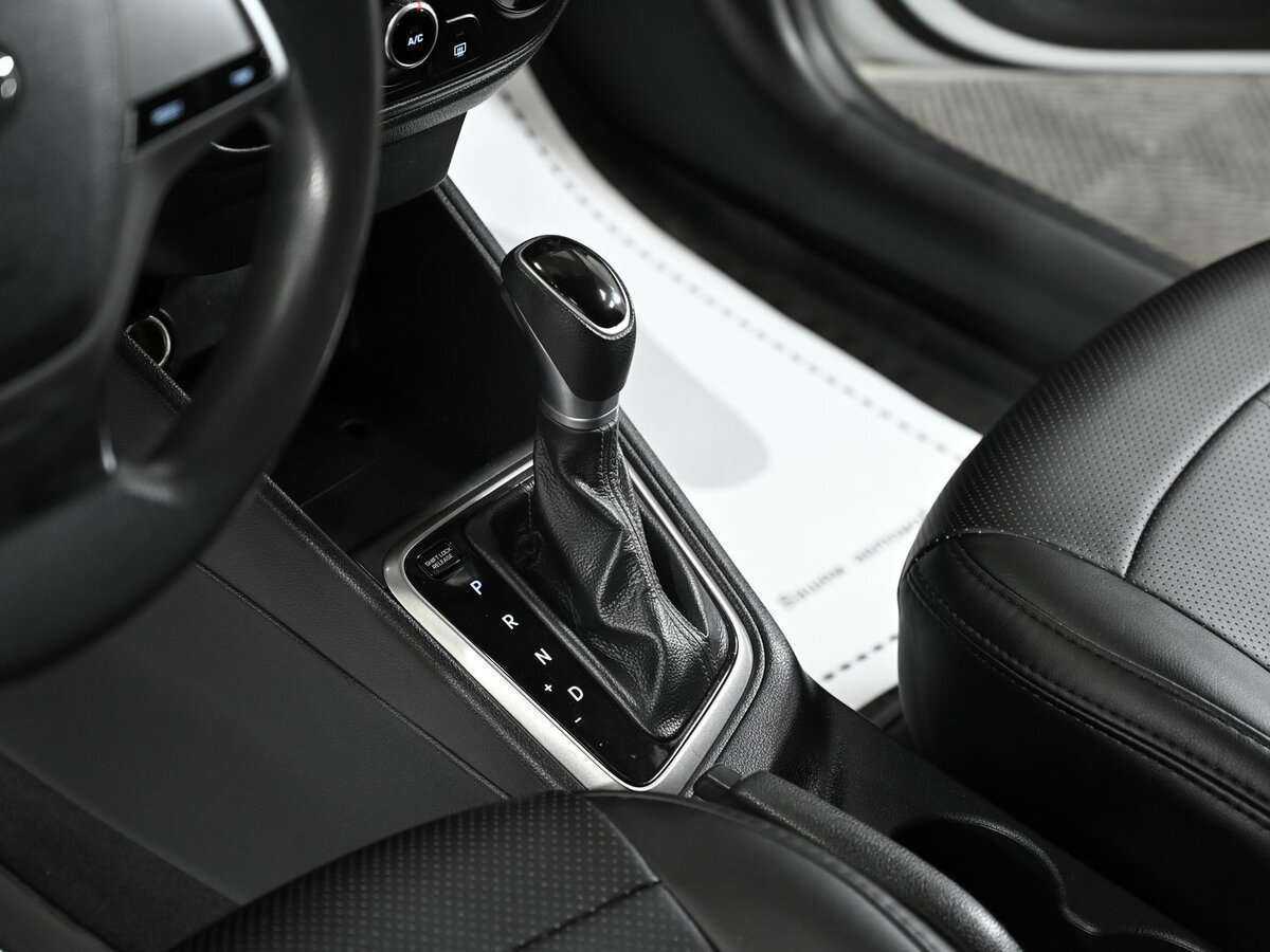 Купить Hyundai Solaris с пробегом. Фото: #10