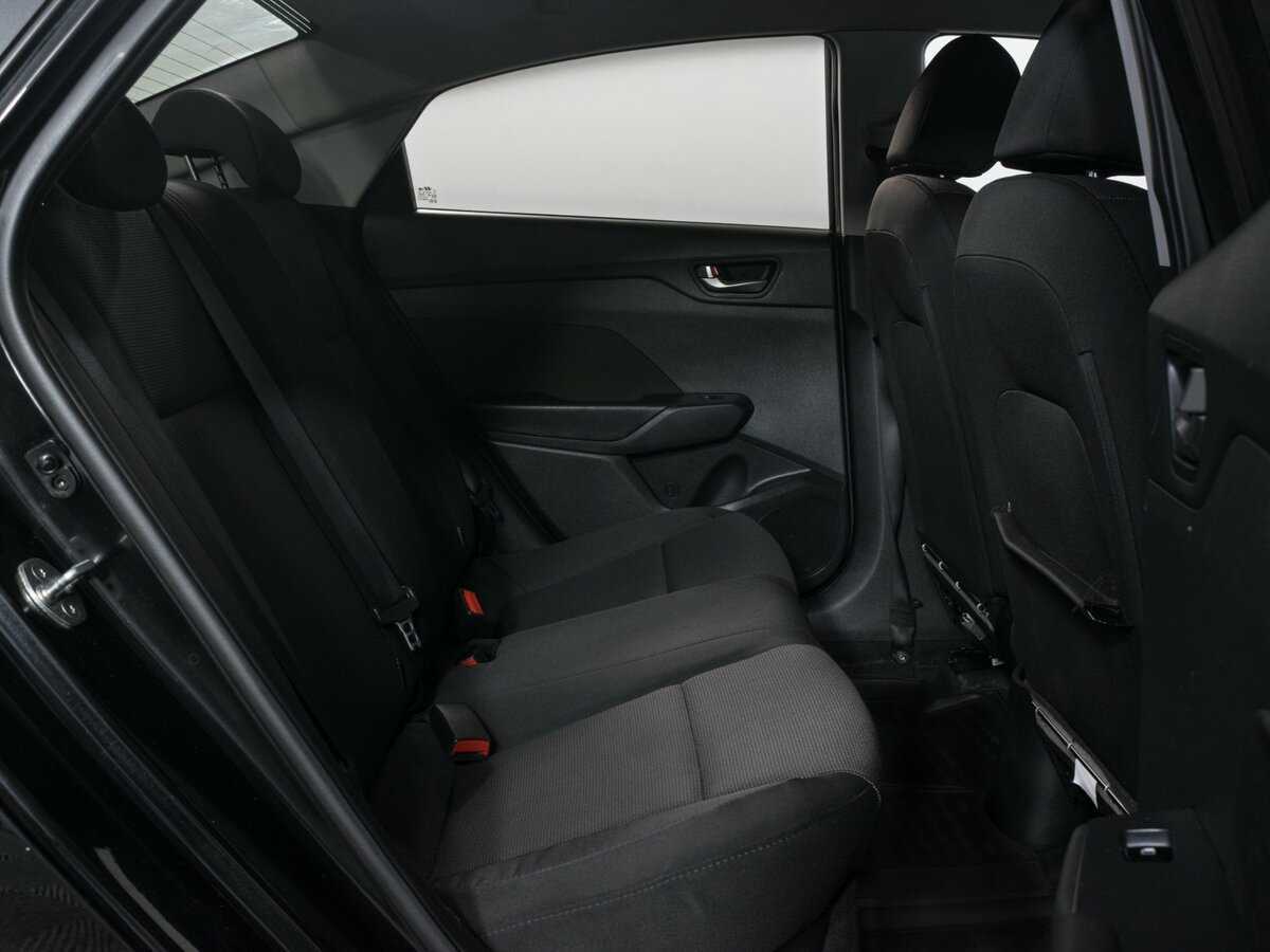 Купить Hyundai Solaris с пробегом. Фото: #9