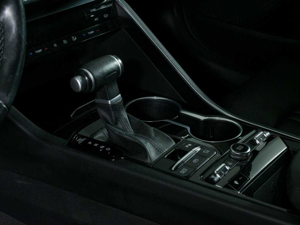 Купить Kia K5 с пробегом. Фото: #11