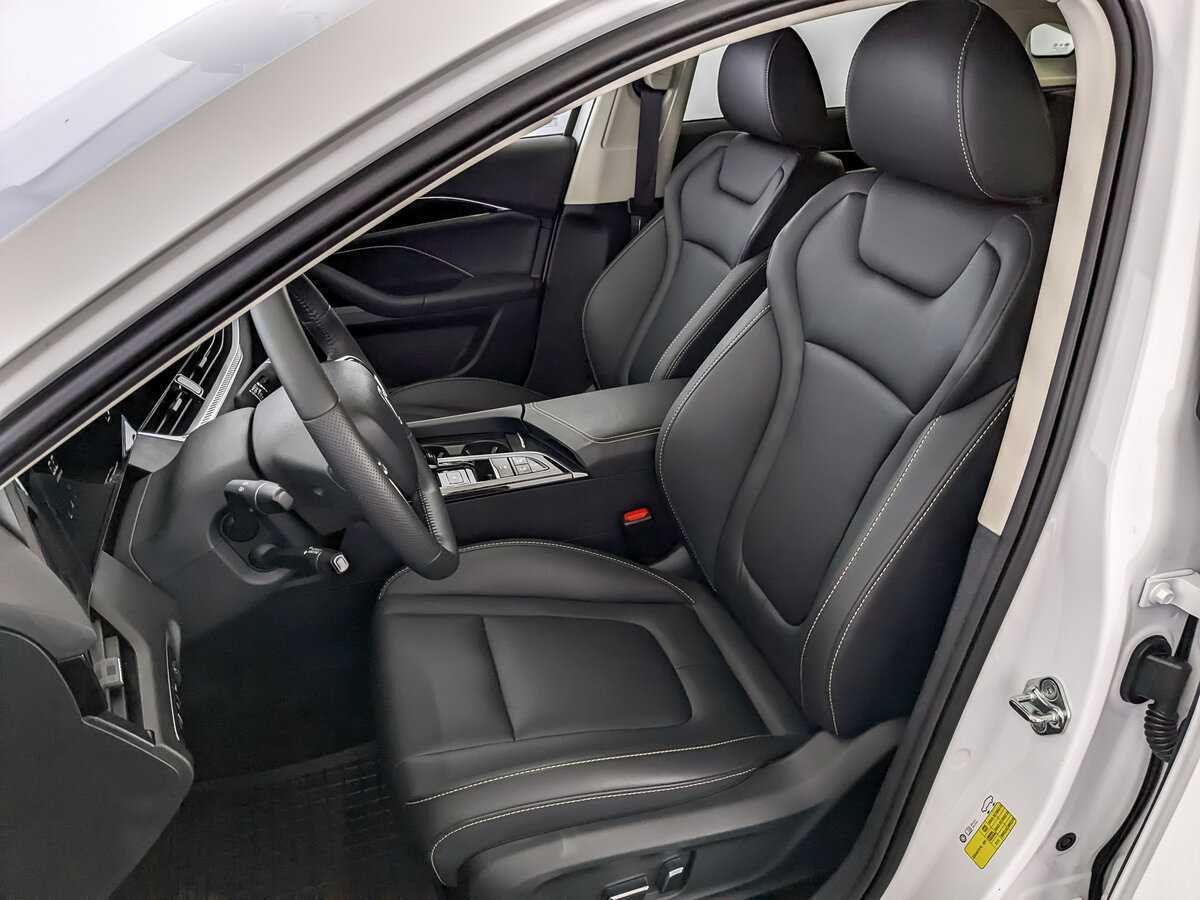 Купить FAW Bestune B70 с пробегом. Фото: #17