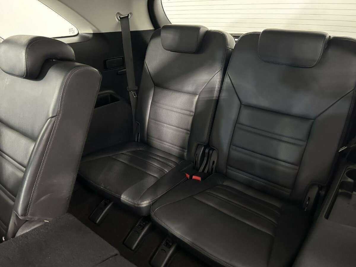 Купить Kia Sorento с пробегом. Фото: #15