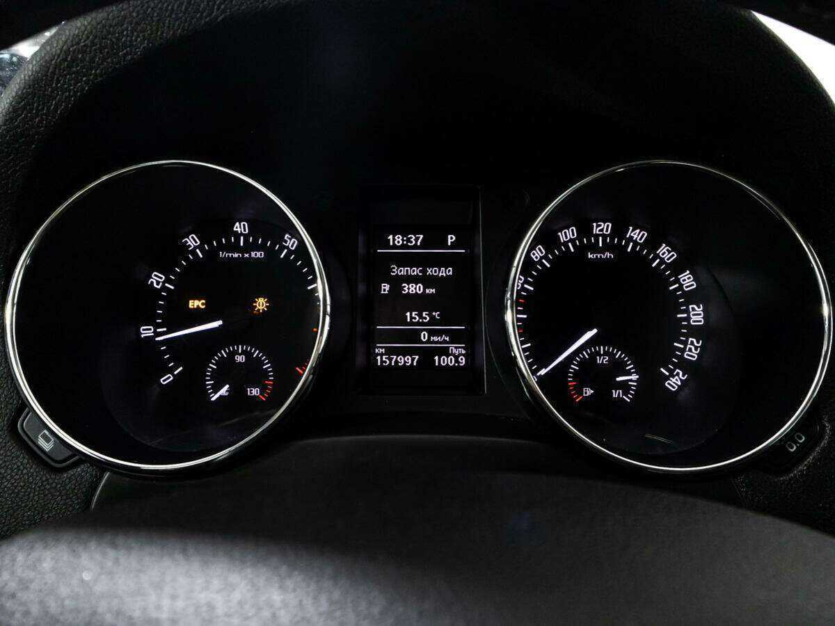 Купить Skoda Yeti с пробегом. Фото: #11