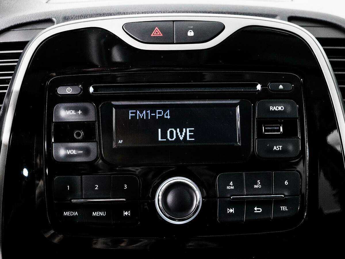 Купить Renault Kaptur с пробегом. Фото: #11