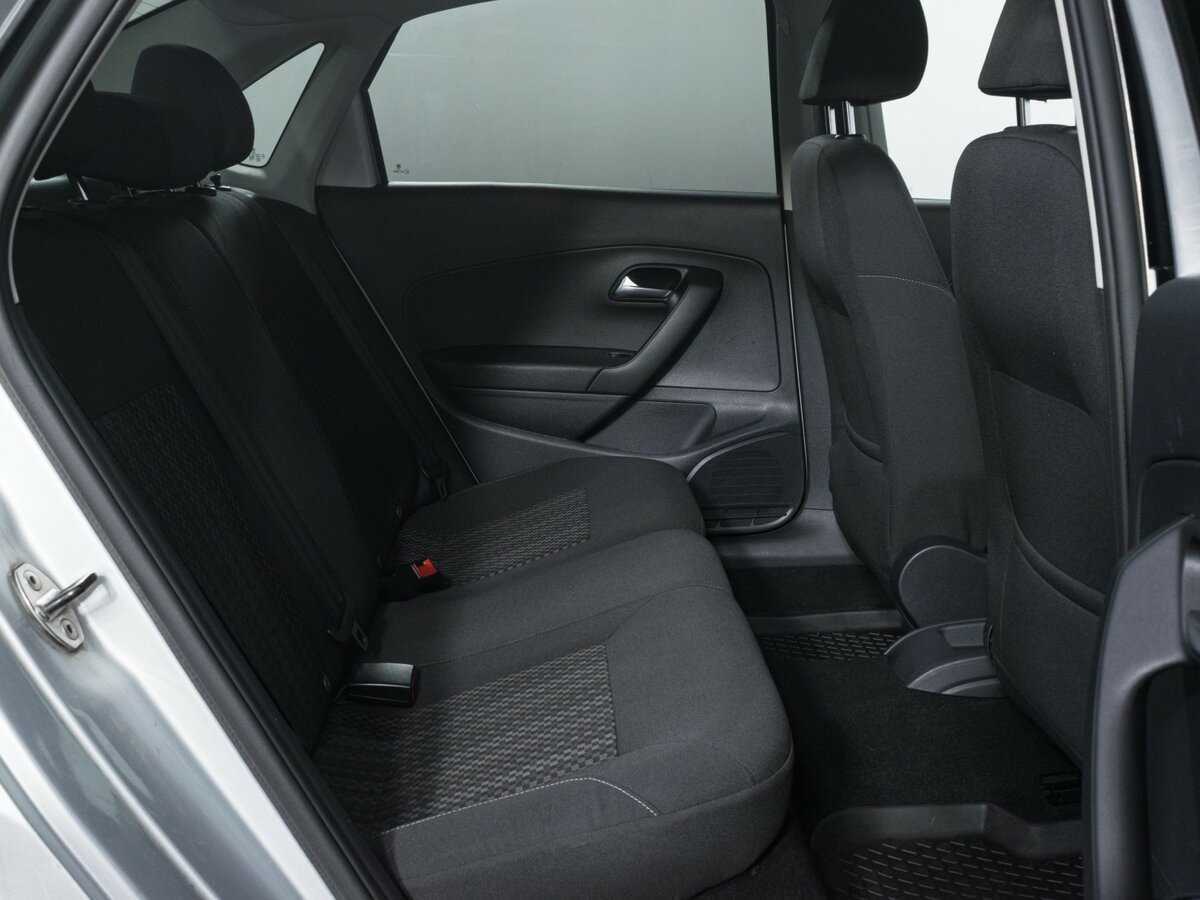 Купить Volkswagen Polo с пробегом. Фото: #9
