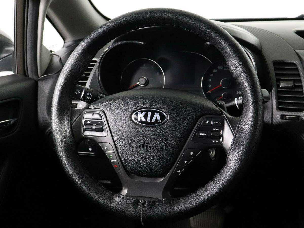 Купить Kia Cerato с пробегом. Фото: #11