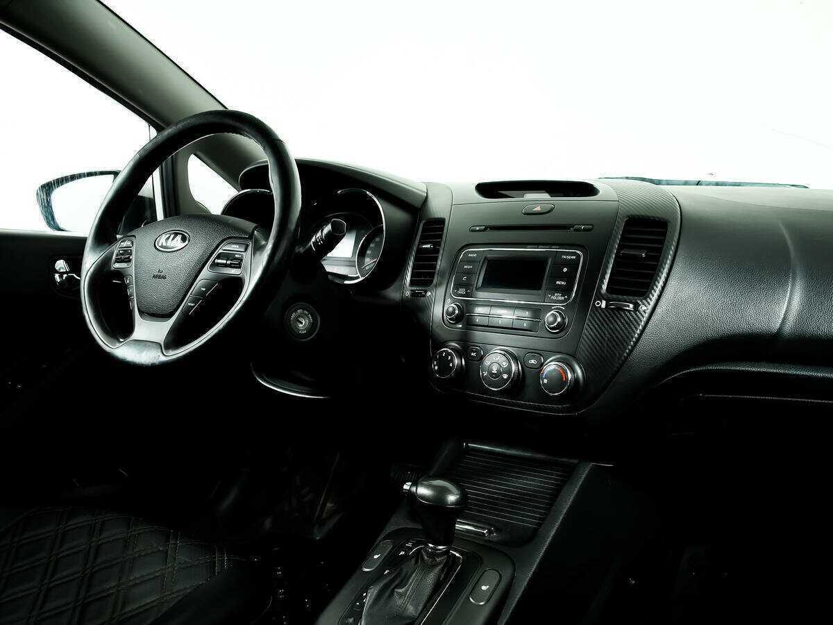 Купить Kia Cerato с пробегом. Фото: #8