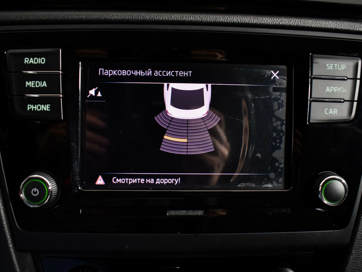 Купить Skoda Rapid с пробегом. Фото: #15