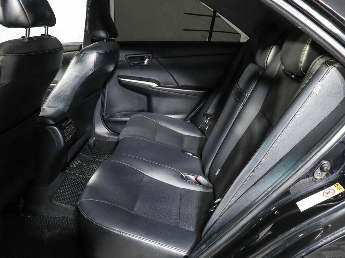 Купить Toyota Camry с пробегом. Фото: #7