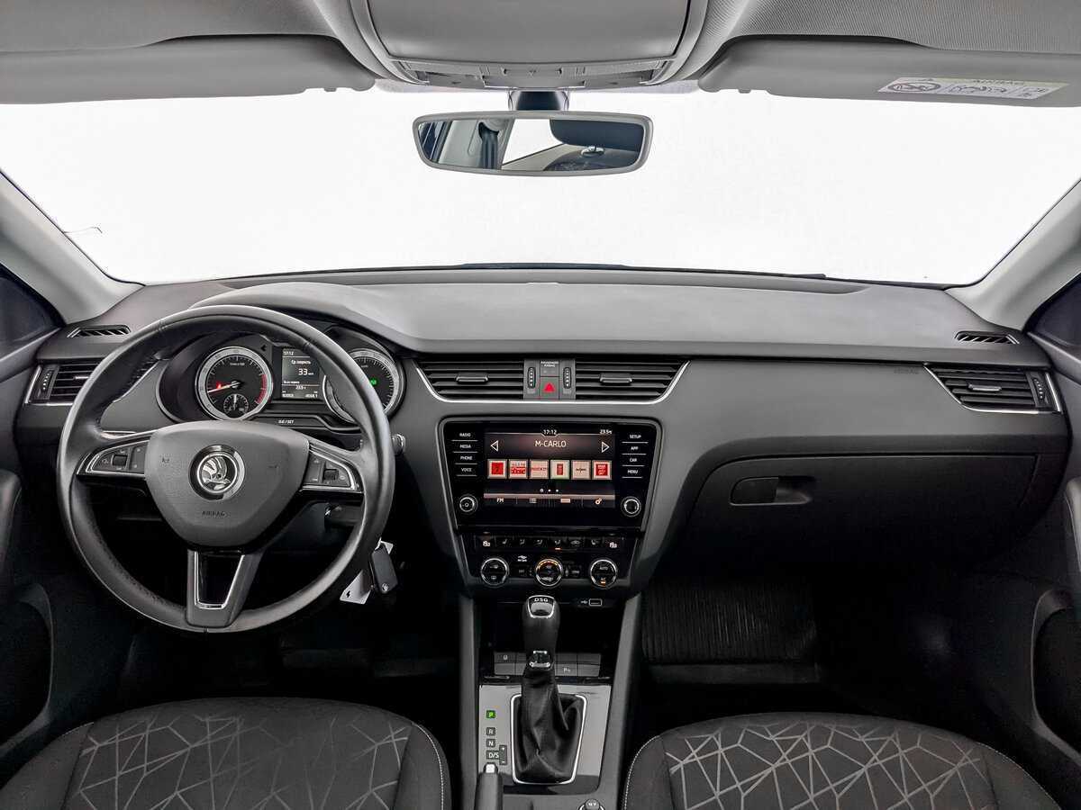 Купить Skoda Octavia с пробегом. Фото: #11