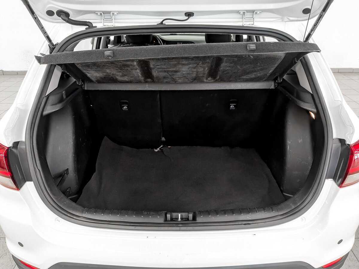 Купить Kia Rio с пробегом. Фото: #9