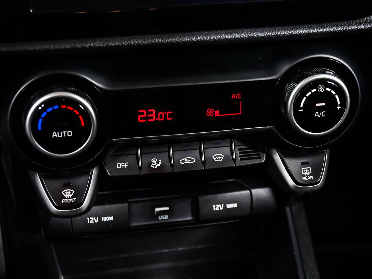 Купить Kia Rio с пробегом. Фото: #17