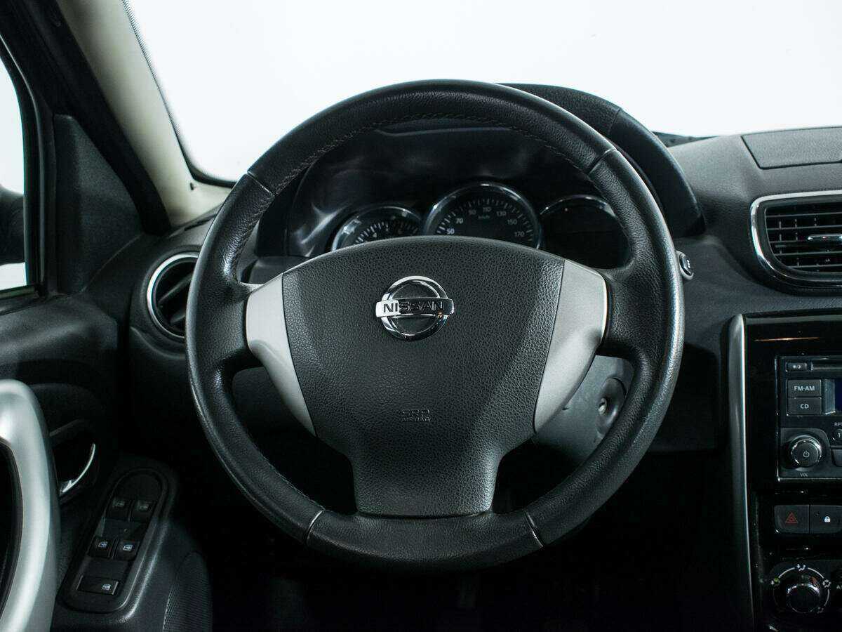 Купить Nissan Terrano с пробегом. Фото: #13