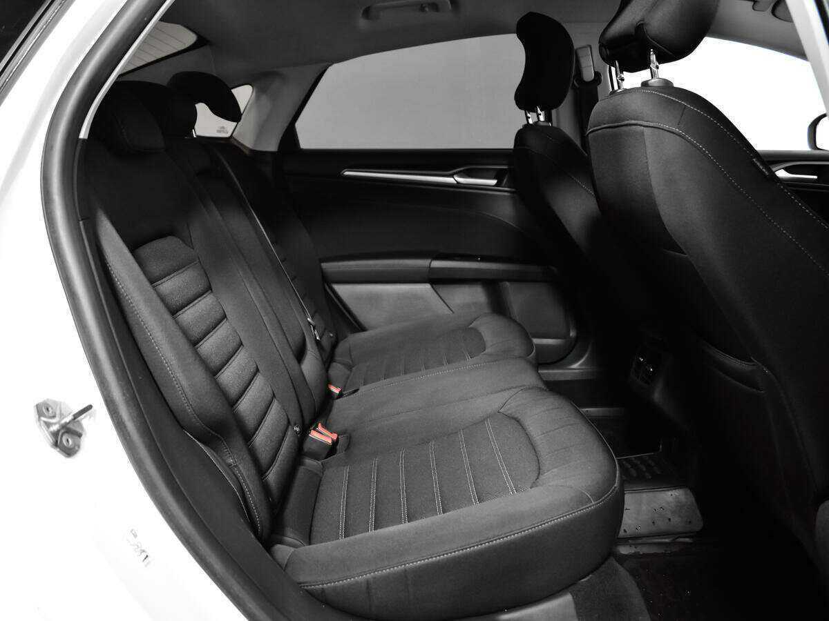 Купить Ford Mondeo с пробегом. Фото: #9