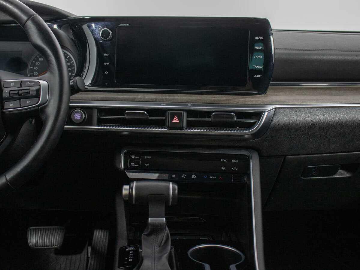 Купить Kia K5 с пробегом. Фото: #13