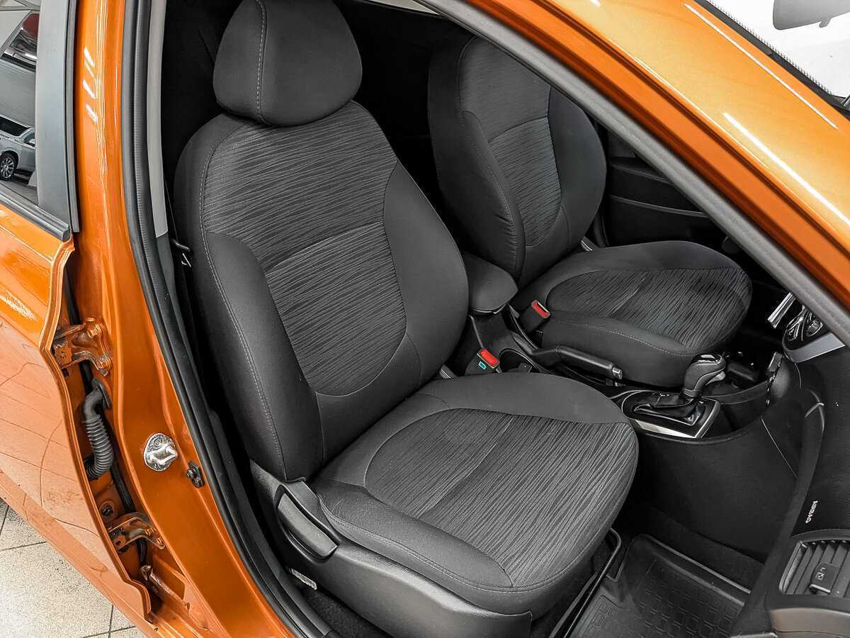 Купить Hyundai Solaris с пробегом. Фото: #20