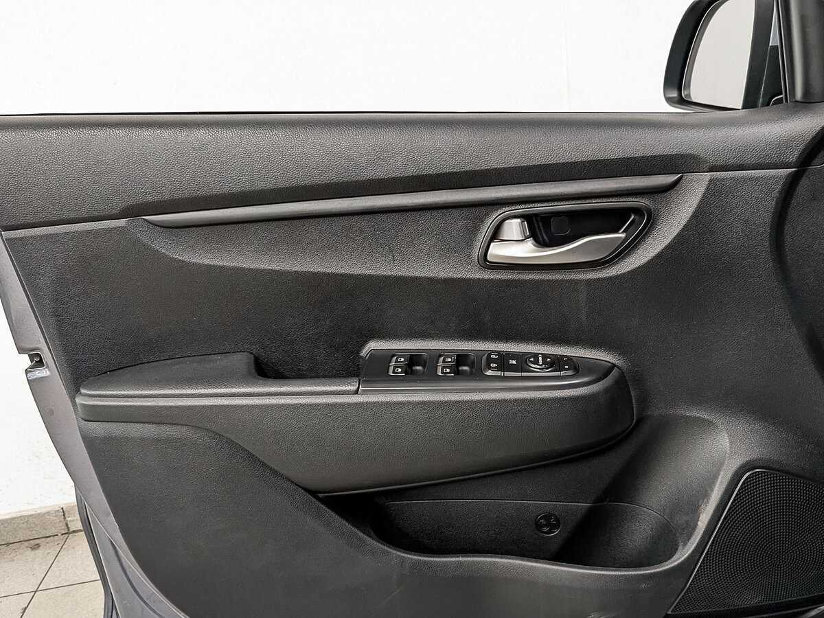 Купить Kia Rio с пробегом. Фото: #15